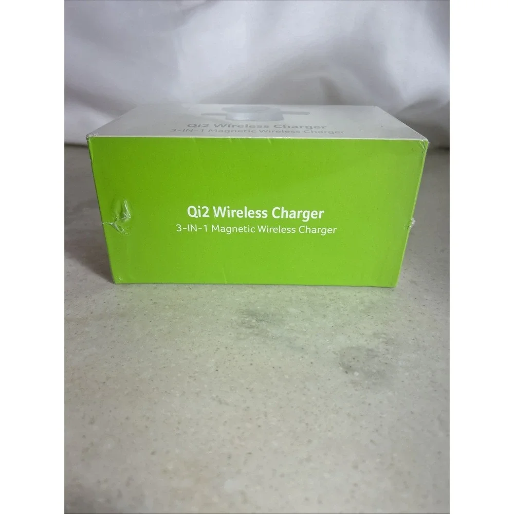 Acer Qi2 3-in-1 Magnetic Rotating Wireless Charger USB-C SL-S2 Silver